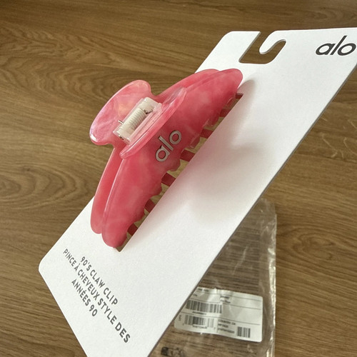 Alo yoga 90s claw hair - yoga,