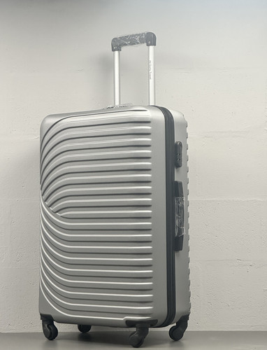 28 30 32 - 18", 32"