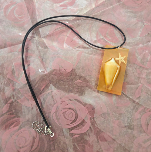 Black cord pendant necklace - black,