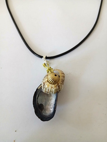 Gold tone freeform shell - freeform,